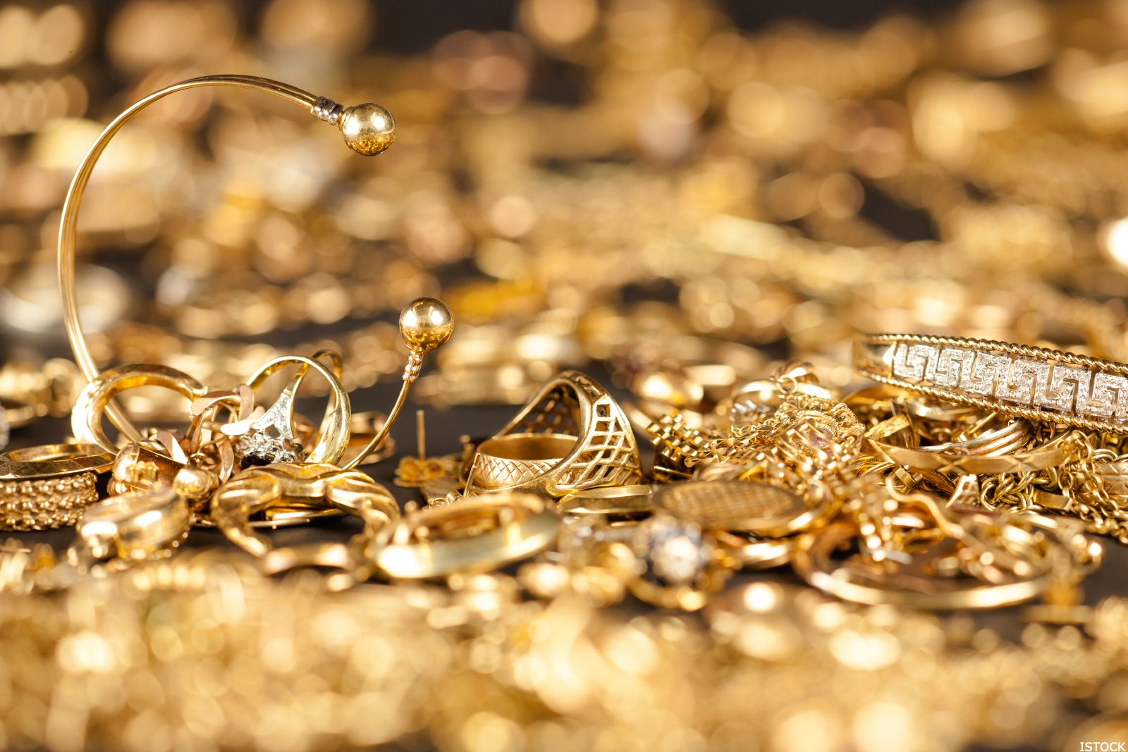 Kinross Gold (KGC) Stock Rising on Higher Gold Prices - TheStreet