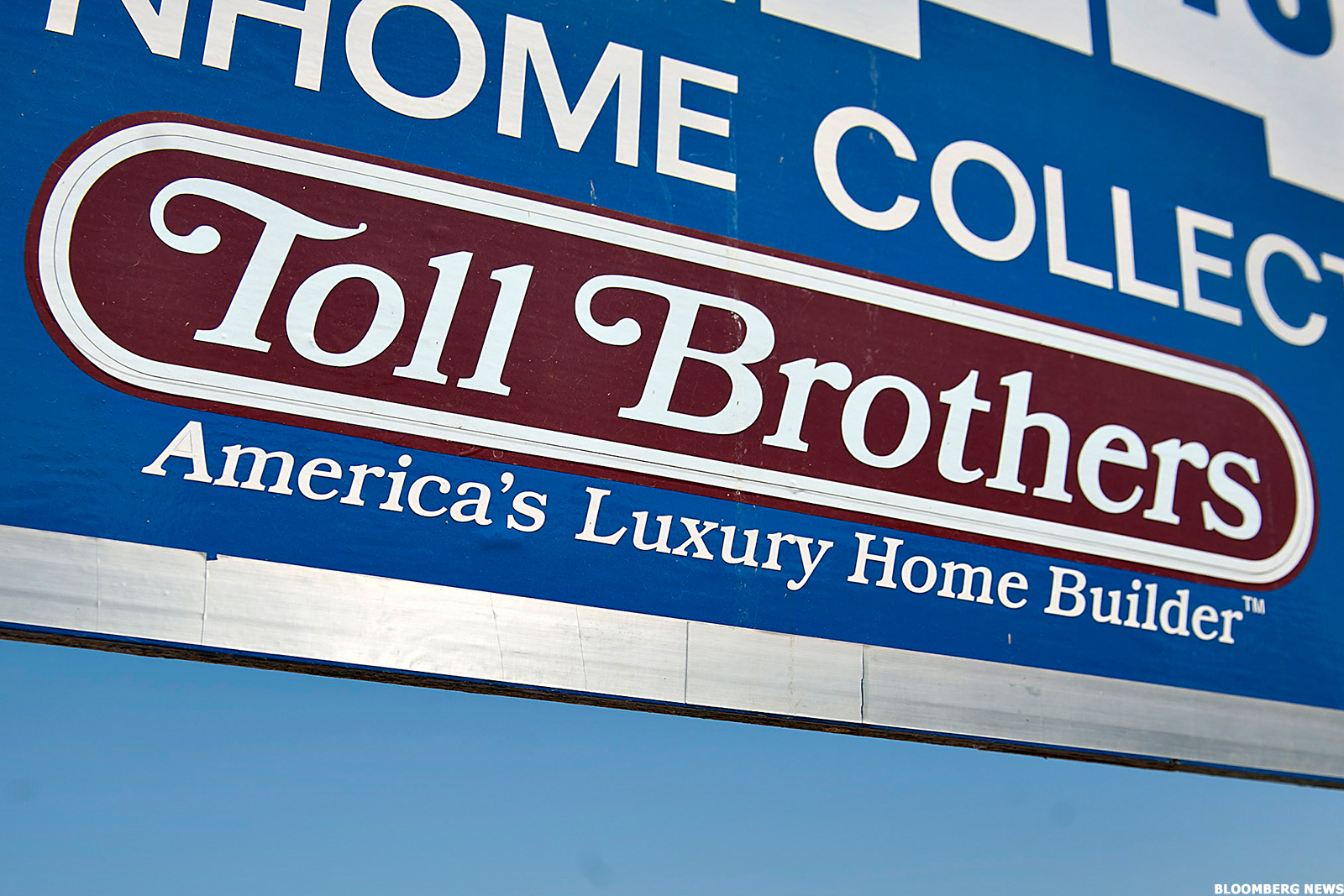 As Toll Brothers Keeps Hammering Away Its Technical Picture
