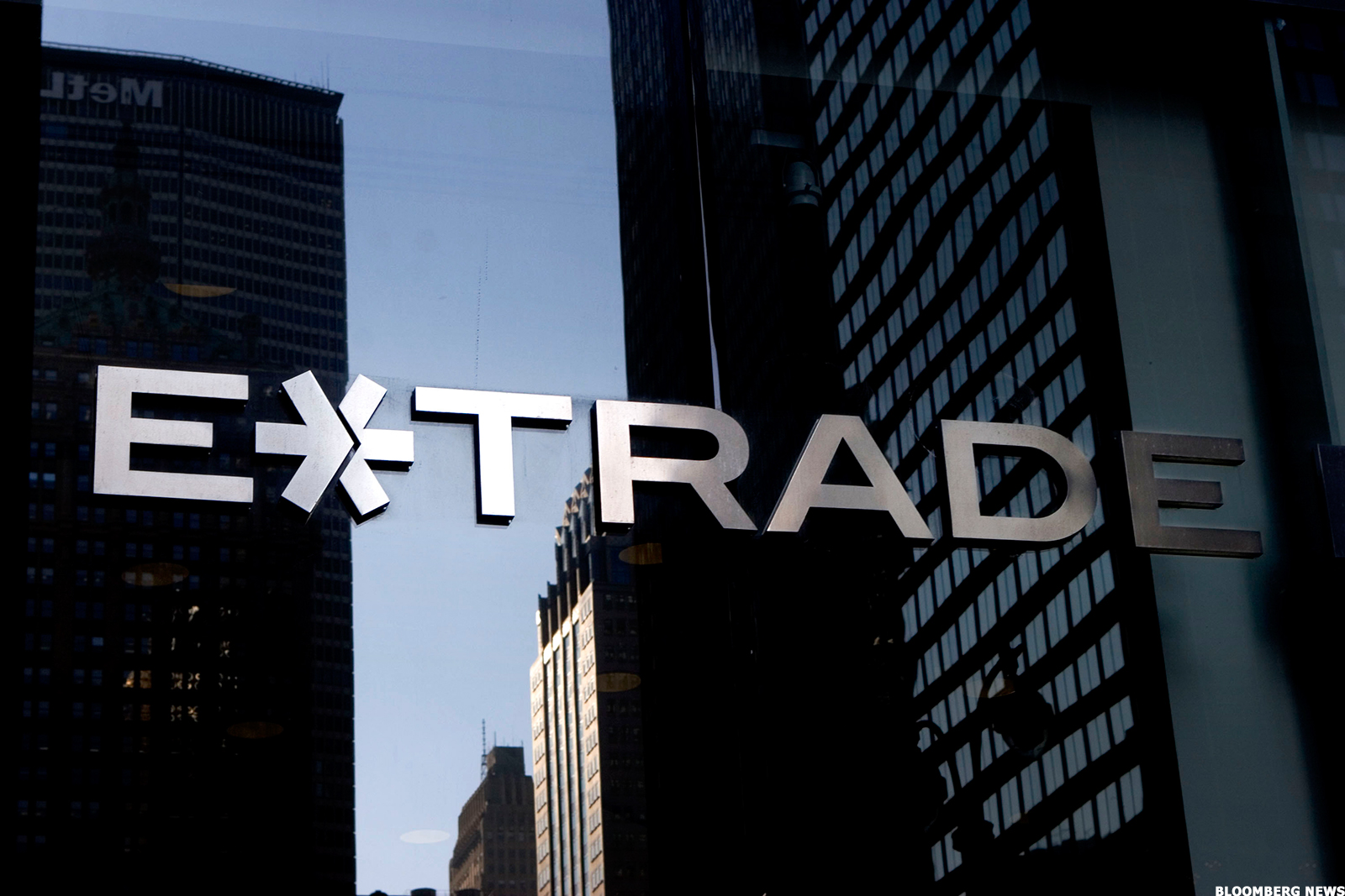 E Trade Hungry For More Deals Following Optionshouse Acquisition Thestreet