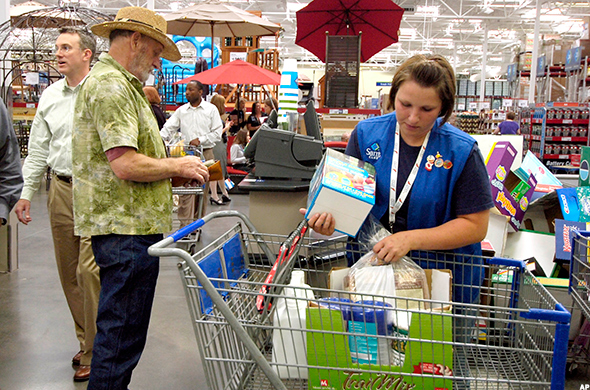 Walmart (WMT) Is Boosting the Pay for More Than 1 Million of Its Workers Today - TheStreet